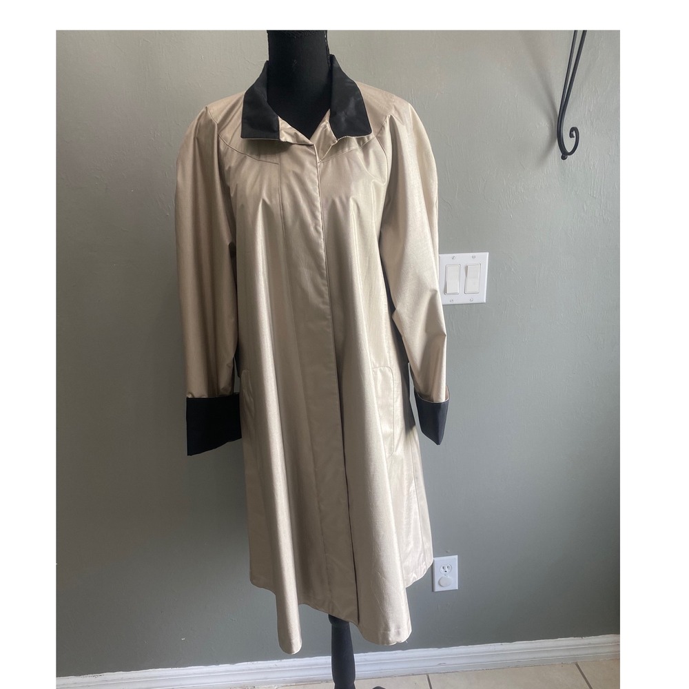 Otello Pelle‎ Vintage Champagne Beige Trench Coat Black Contrast Collar Size 7/8